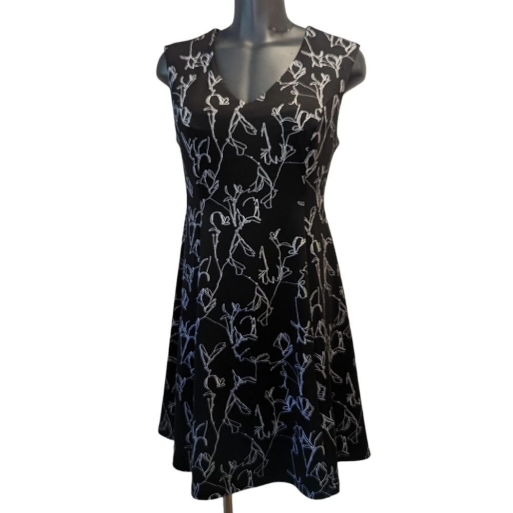 Penningtons Black Floral Fit And Flare Dress Sleeveless Size X Plus Size